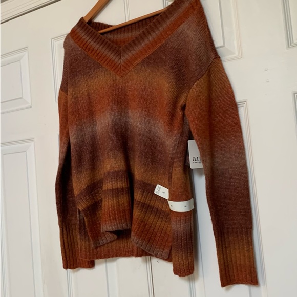 Womens V Neck Long Sleeve Pullover Sweater Brand New with Tags - Picture 4 of 7